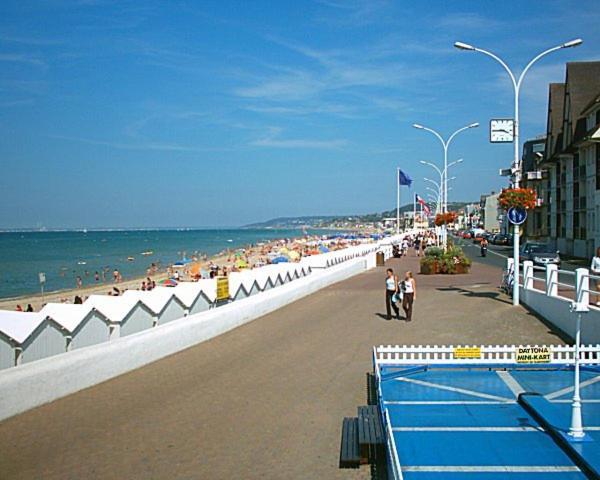 Super Deauville Appartement 2 Pieces Cosy Proche Plage Plein Sud 滨海维莱 外观 照片