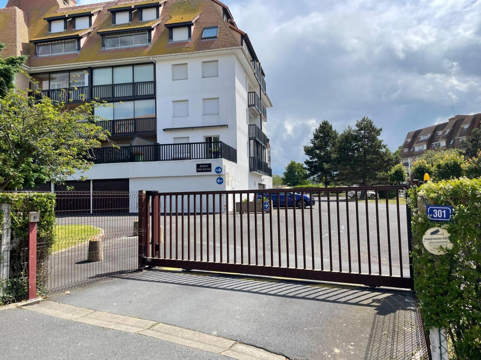 Super Deauville Appartement 2 Pieces Cosy Proche Plage Plein Sud 滨海维莱 外观 照片